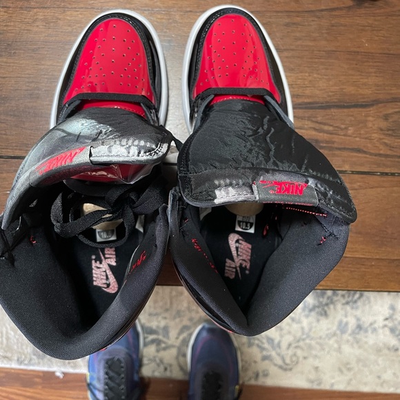 Air Jordan 1 Retro “Patent” - Picture 5 of 6